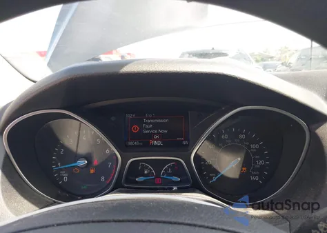 2017 Ford Focus Se z USA, uszkodzony, nr VIN 1FADP3K26HL232194